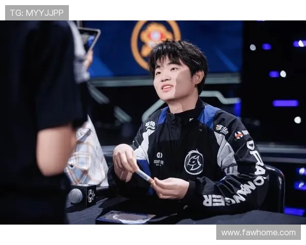 直播解读KPL吕布表现梓墨坦然Fly获赞清清状态引热议 直播解读KPL吕布表现梓墨坦然Fly获赞清清状态引热议